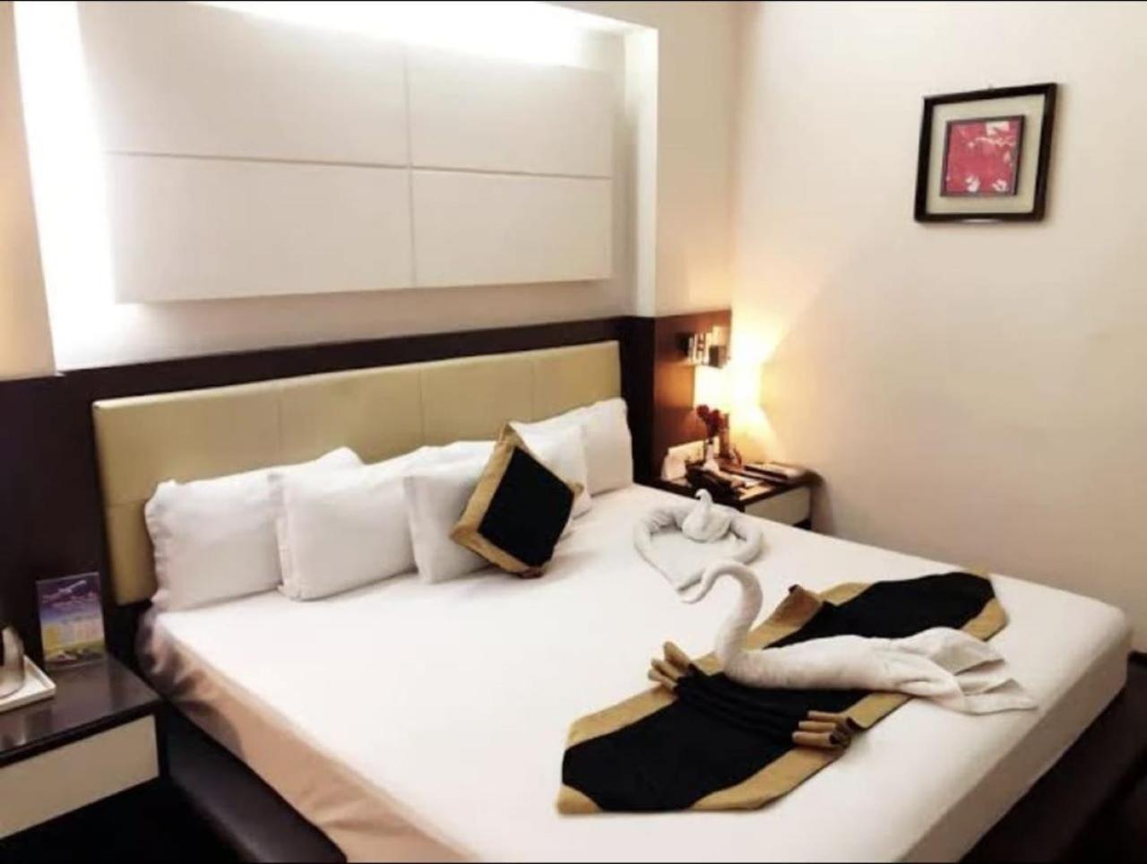 Hotel Bently Shelter Bombaj